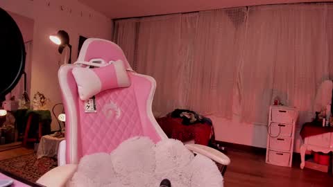  Amelia Black  OF AMELIABLACK666 I lost all my thumbs up help me to get 80 online show from March 12, 6:40 am