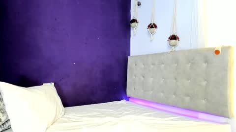 Hey Im Lea online show from November 6, 1:58 pm