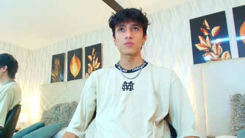 Lean online show from November 19, 10:52 pm