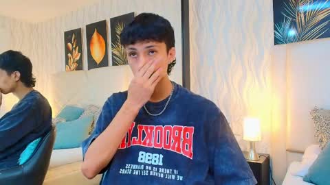 Lean online show from April 3, 2:51 am