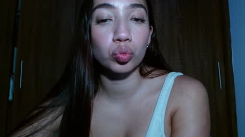 Snapshot of leanaalhub chatting on February 5, 5:09 am leanaalhub online show from February 5, 5:09 am