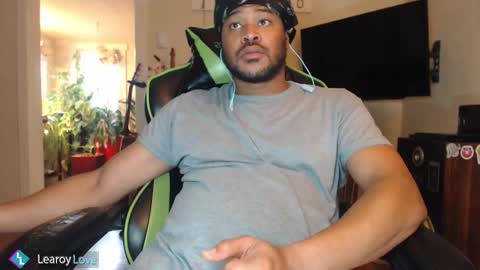 Learoy online show from December 15, 11:31 pm