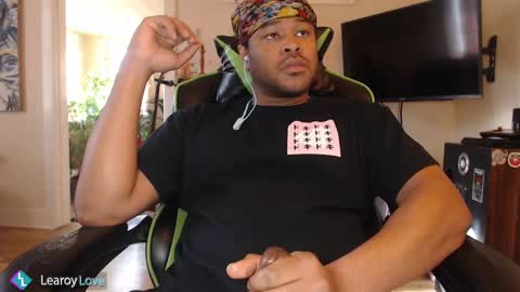 Learoy online show from January 13, 7:10 pm