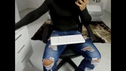 leather_king_of_bitches online show from April 19, 9:39 pm