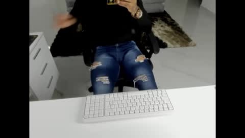 leather_king_of_bitches online show from April 21, 2:51 am