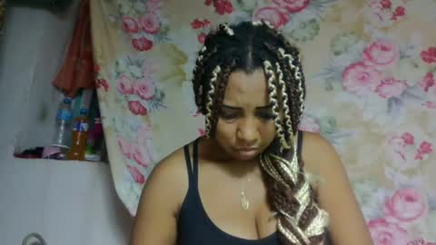 leatiana online show from May 14, 3:59 am