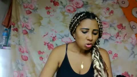 leatiana online show from May 11, 2:13 pm