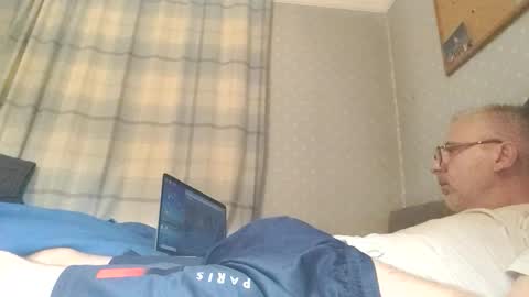 lechertachatte4444 online show from September 15, 12:12 am