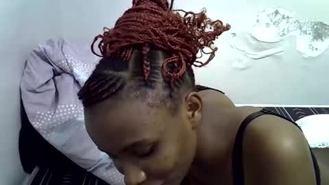 lee baby online show from February 12, 6:39 am