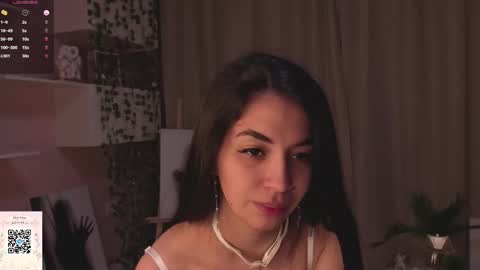 Jasmine online show from March 15, 8:23 pm