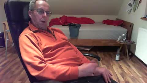 Dave online show from December 29, 7:00 pm