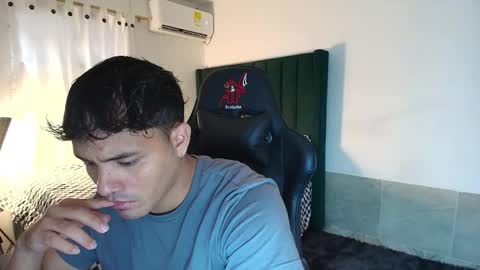  Lei  online show from October 27, 6:52 pm