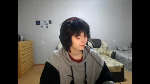 Viola online show from April 14, 9:29 pm