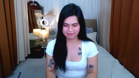 Cailey online show from April 23, 4:41 pm
