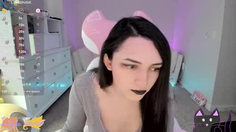 Snapshot of leighlalove chatting on October 23, 11:27 pm Leighla online show from October 23, 11:27 pm