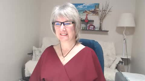 Leila Kinky online show from December 1, 4:54 am