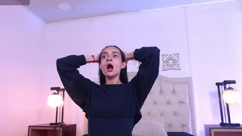 Snapshot of leilani_x chatting on October 21, 11:26 am leilani_x online show from October 21, 11:26 am