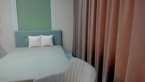 Lissa online show from March 25, 2:57 pm