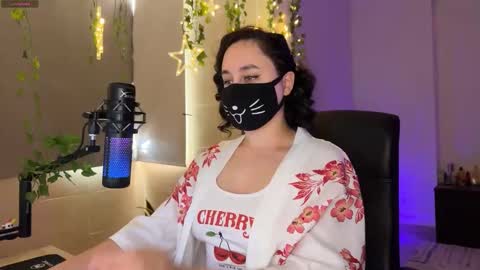 Lemi online show from December 1, 2:26 pm