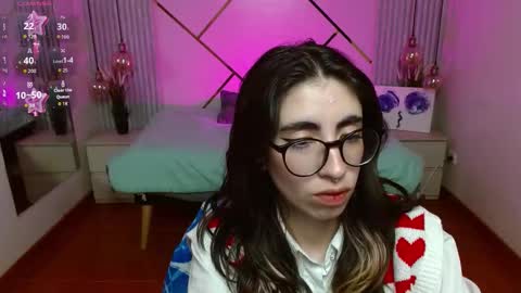 Lena online show from February 6, 9:28 pm