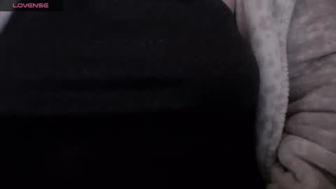 lenagolden online show from April 18, 11:45 am