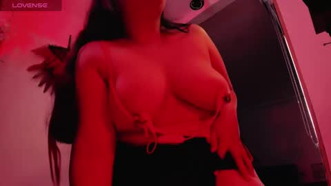 Lenna Kang online show from October 14, 7:28 pm