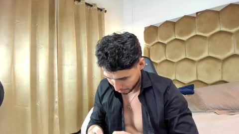 leo_carter1 online show from February 21, 3:48 pm