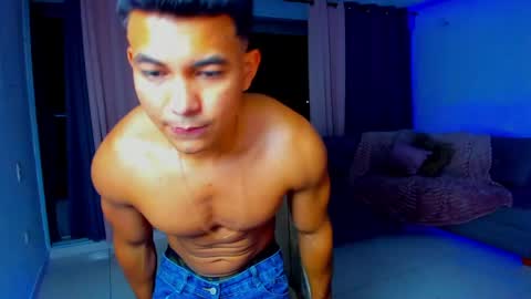 Leo Cartier online show from April 22, 6:09 am