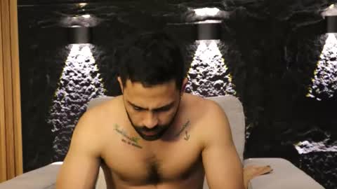 Leo  Diaz online show from January 13, 4:53 am