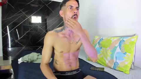 leo vesper online show from April 18, 7:07 pm