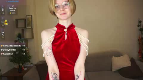 Hello Im Roxy Im just starting my journey here so lets get acquainted online show from April 19, 7:16 pm