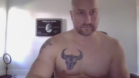 Snapshot of leonitas2021 chatting on January 1, 4:29 pm leonitas2021 online show from January 1, 4:29 pm