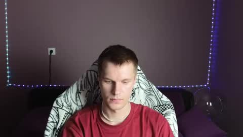 Leon online show from December 30, 9:05 am