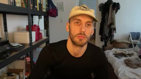 Leon online show from January 19, 3:00 pm