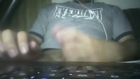 leoonel_95 online show from February 27, 5:07 am