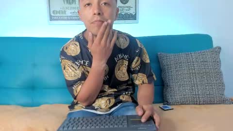 Leo Vragas online show from April 19, 12:44 am