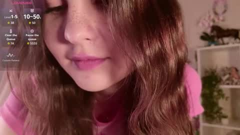 Nicole Moore online show from March 27, 3:57 pm