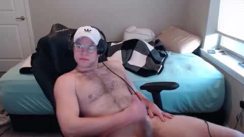 leroy_lew online show from January 1, 11:07 pm