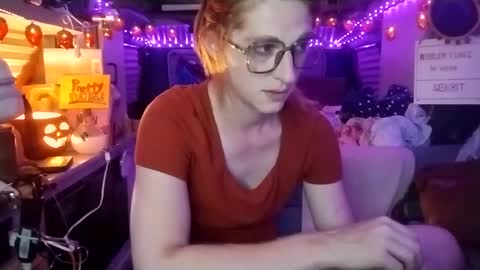 LesleyGumGrass- The Boring Trans girl online show from October 1, 12:43 am