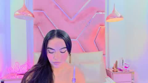 LeslieBush online show from January 6, 11:58 am