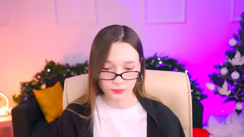 Leslie  next stream in - 29 november 1600 UTC0000 online show from January 24, 3:02 pm