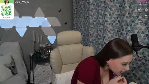 LeslieKorfs online show from February 28, 10:39 pm