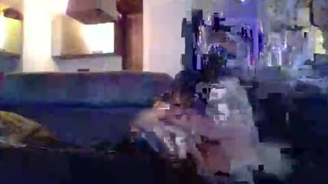 lesprincesalbert online show from November 1, 3:28 am