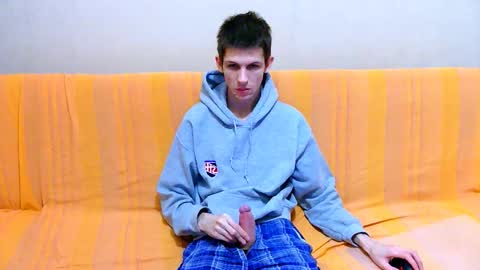 lester_broo online show from February 20, 7:21 am