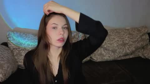 Fiona online show from March 25, 8:37 pm