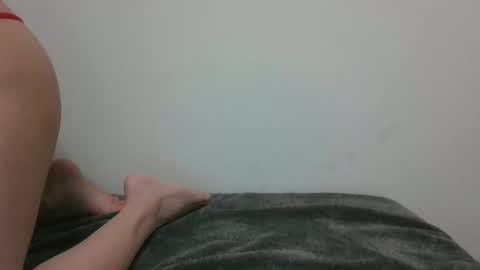Snapshot of lets_play143 chatting on February 25, 5:08 am lets_play143 online show from February 25, 5:08 am