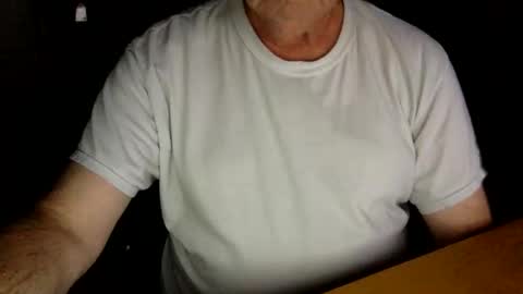 letscum2gether0 online show from October 22, 1:42 am