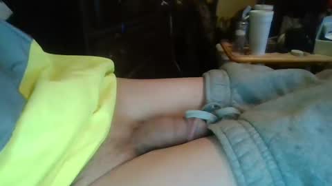 Snapshot of letslookateach chatting on December 14, 1:27 am letslookateach online show from December 14, 1:27 am