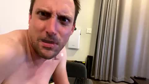 lilithgaze online show from December 3, 10:38 am