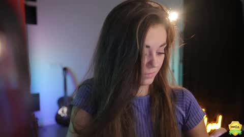 Letty Moa         - IG direct letty moa online show from February 9, 1:53 am